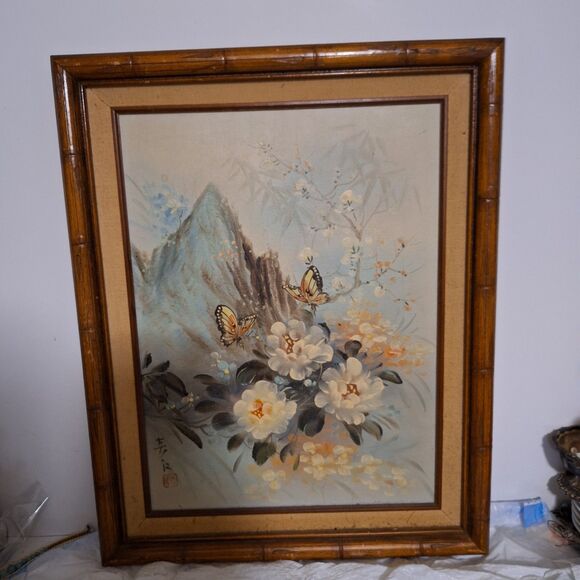 A Vintage Japanese Painting on Canvas Framed Artwork Floral Butterfly - Picture 8 of 16